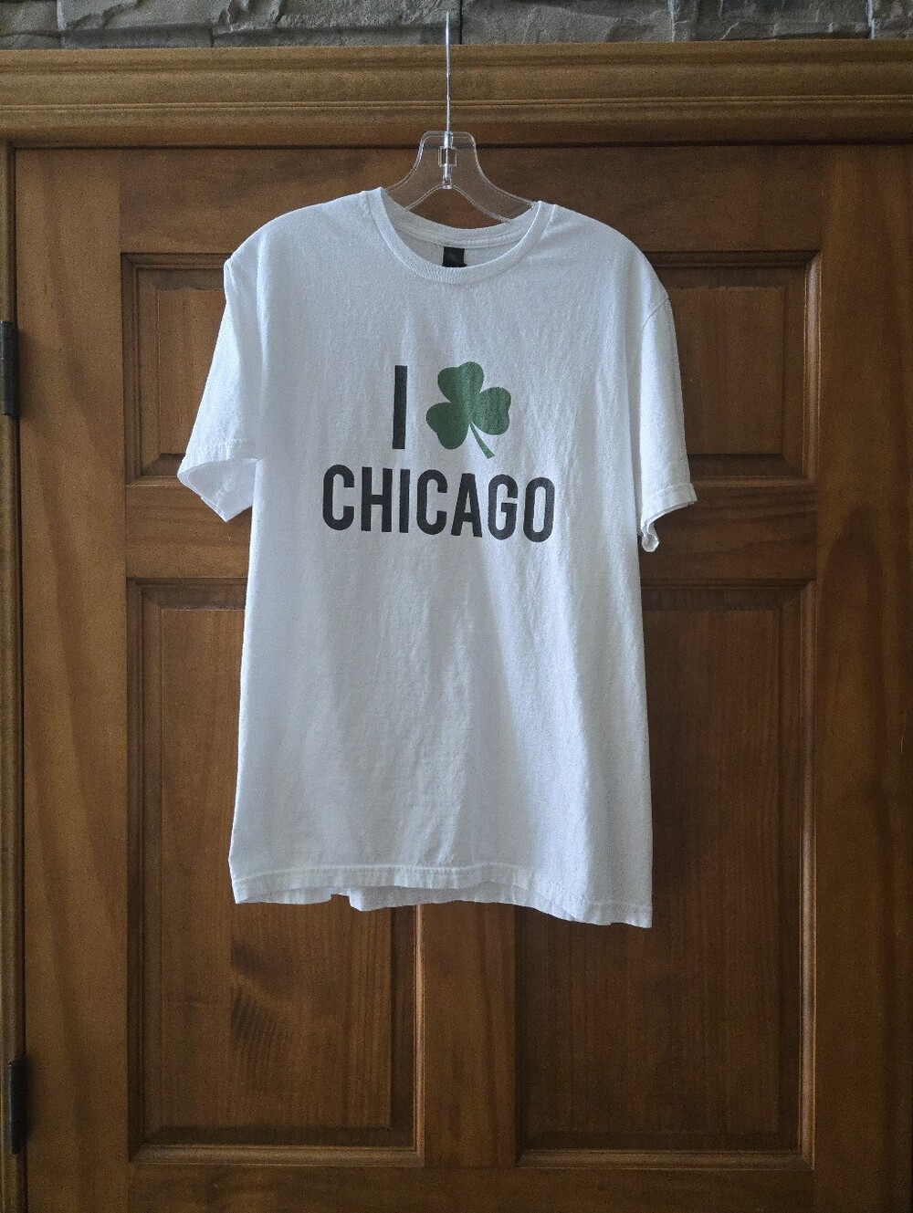White 'I Shamrock Chicago' Graphic Tee Womens Size M